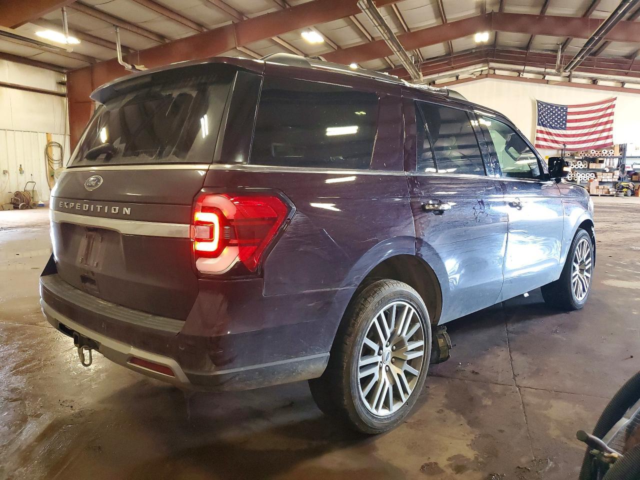 2024 Ford Expedition Limited - Image 3