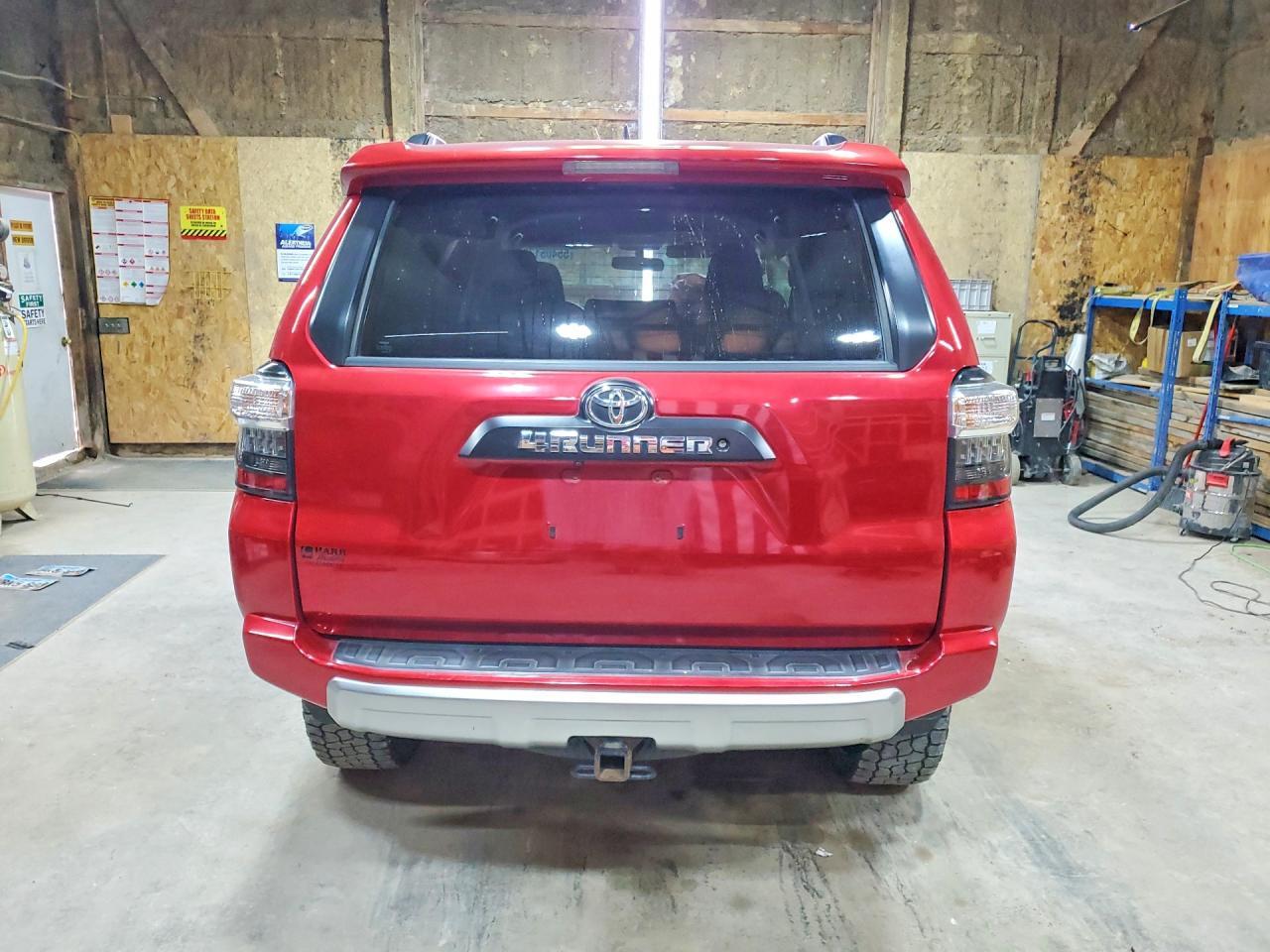 2019 Toyota 4 Runner Sr5 - Image 6