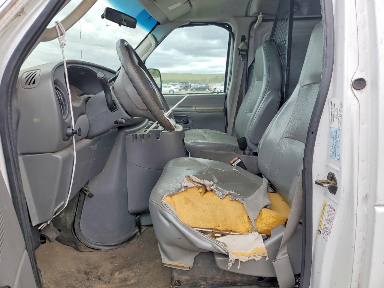 2005 Ford F-150 Delivery Van - Image 7