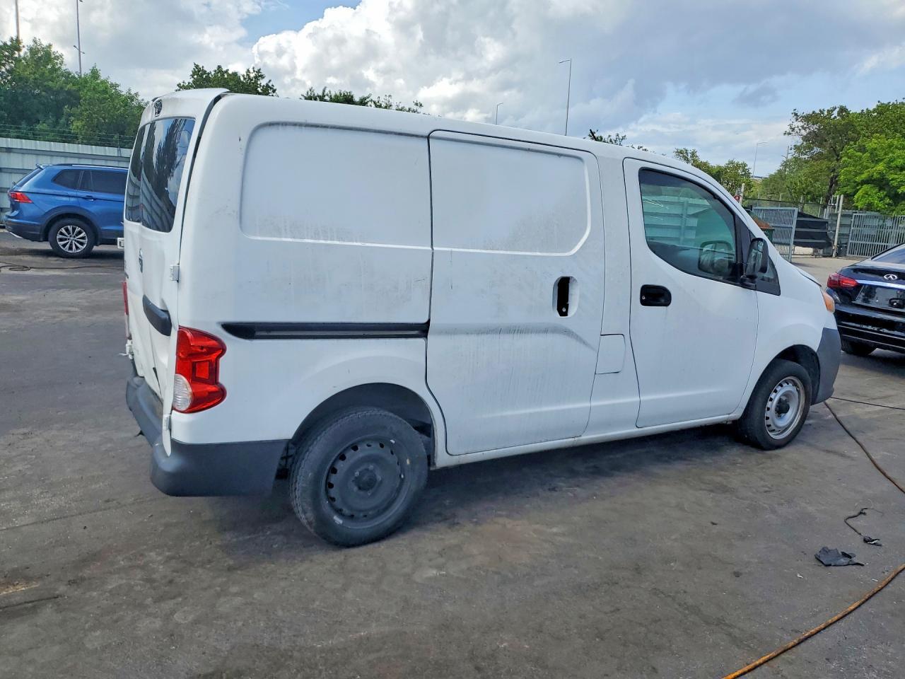 2017 Nissan Nv200 S - Фото 3