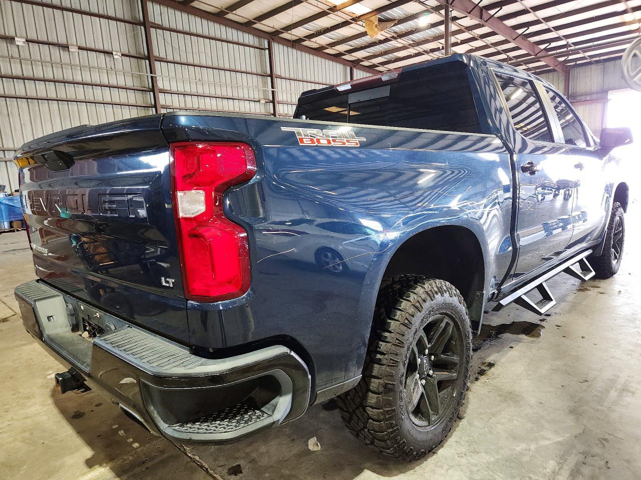 2020 Chevrolet Silverado K1500 Lt Trail Boss - Фото 3