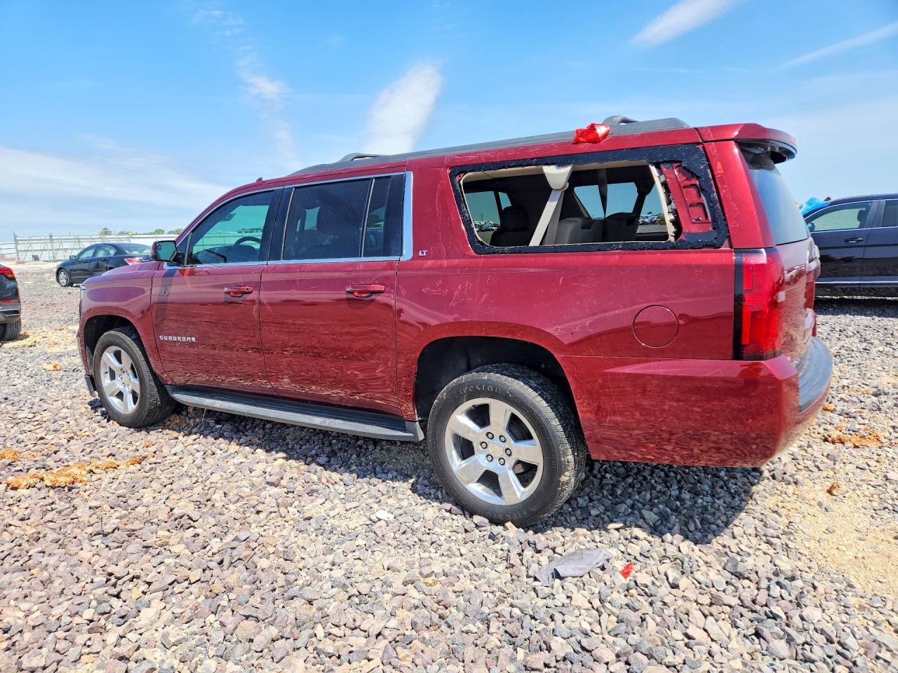 2016 Chevrolet Suburban C1500 Lt - Image 2