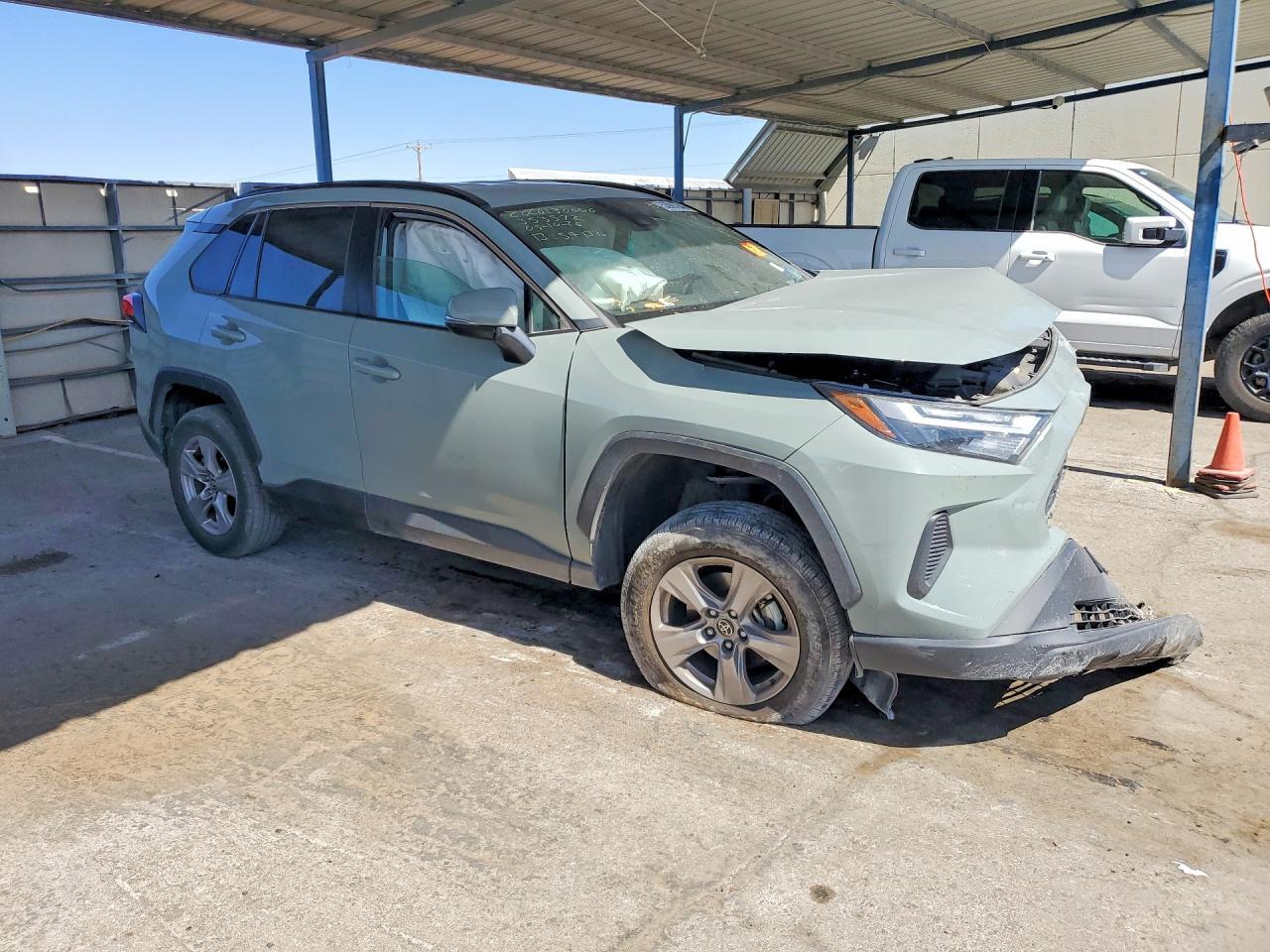2023 Toyota Rav4 Xle - Фото 4