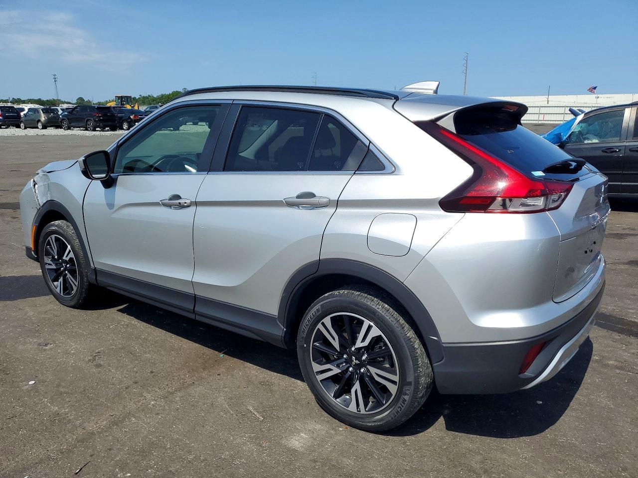 2024 Mitsubishi Eclipse Cross Se - Image 2