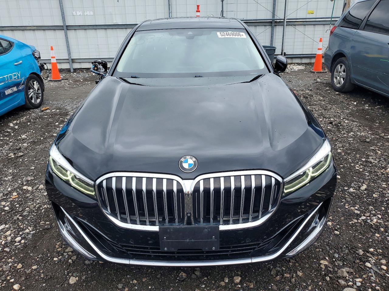 2022 BMW 740 Xi - Фото 5