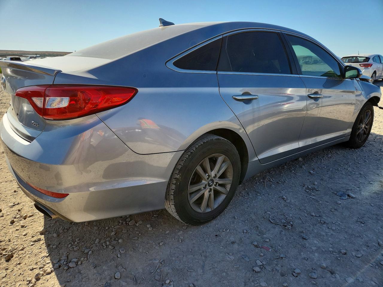 2016 Hyundai Sonata Eco - Image 3