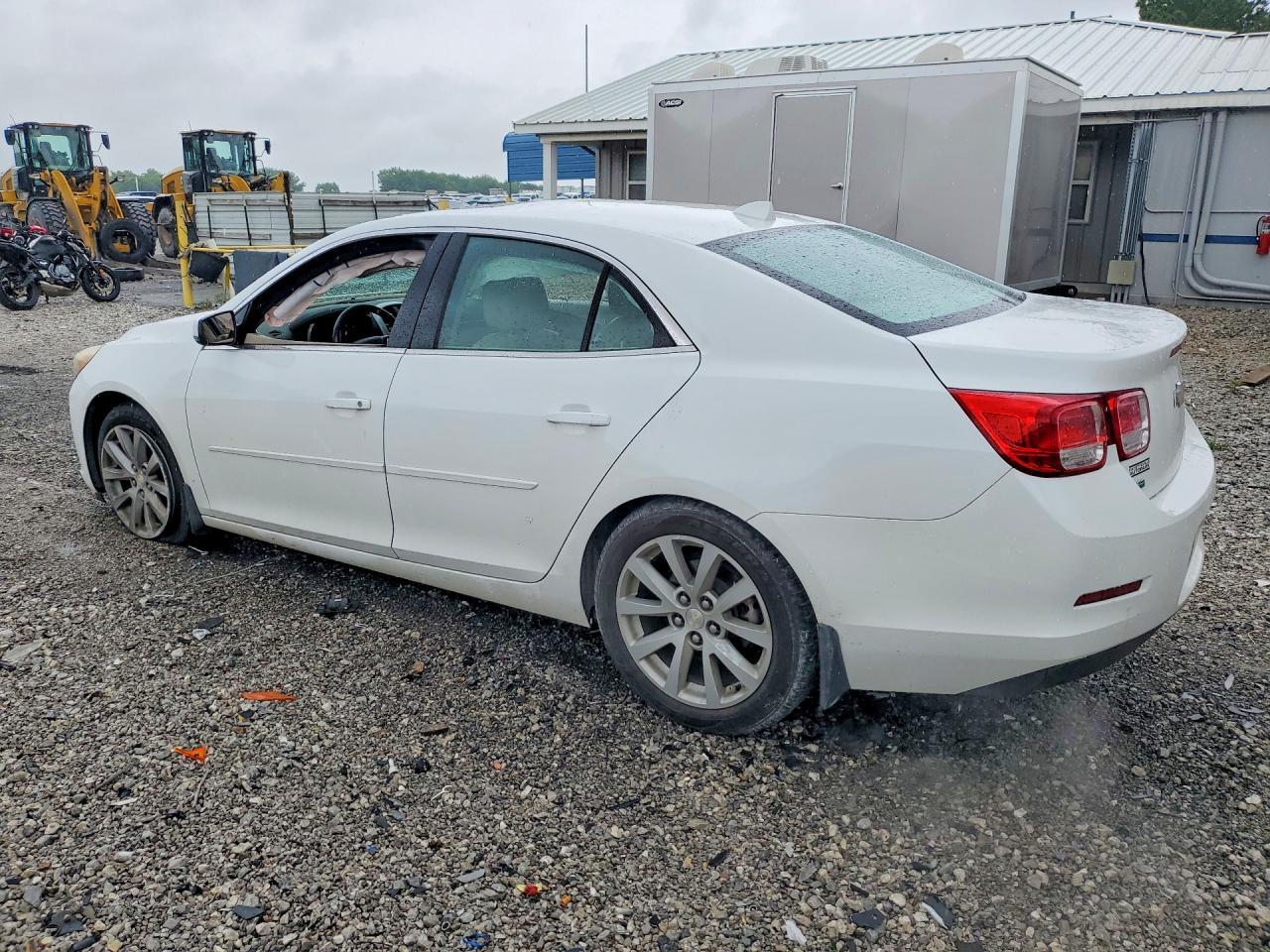 2014 Chevrolet Malibu 2Lt - Image 2