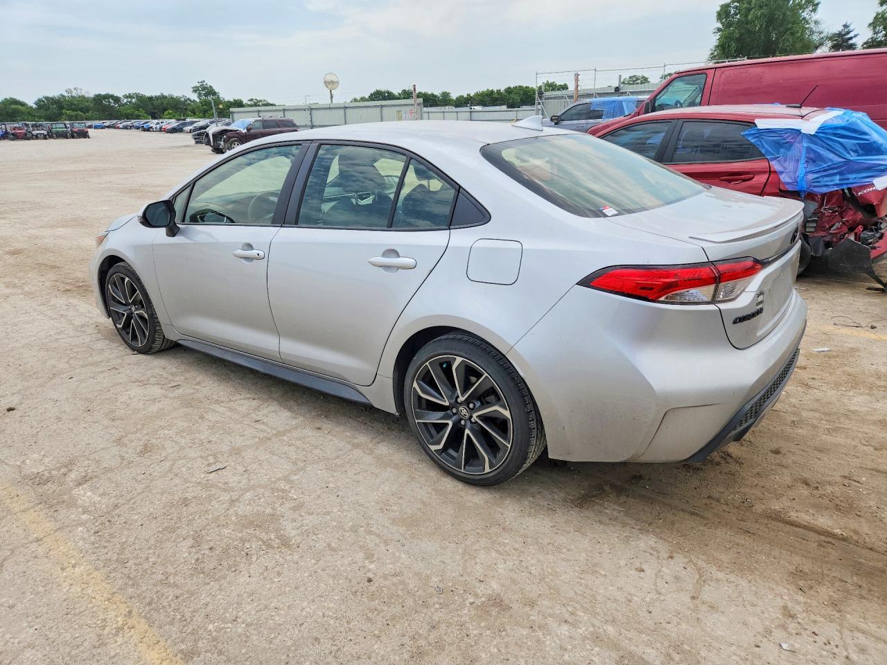2022 Toyota Corolla Se - Фото 2