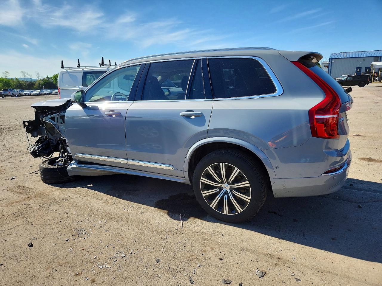 2024 Volvo Xc90 Plus - Image 2
