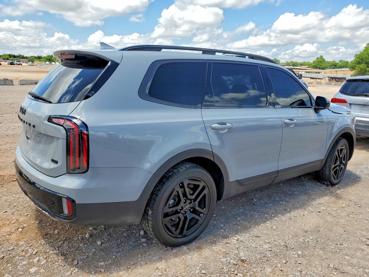 2024 Kia Telluride Sx-Prestige X-Line - Image 3