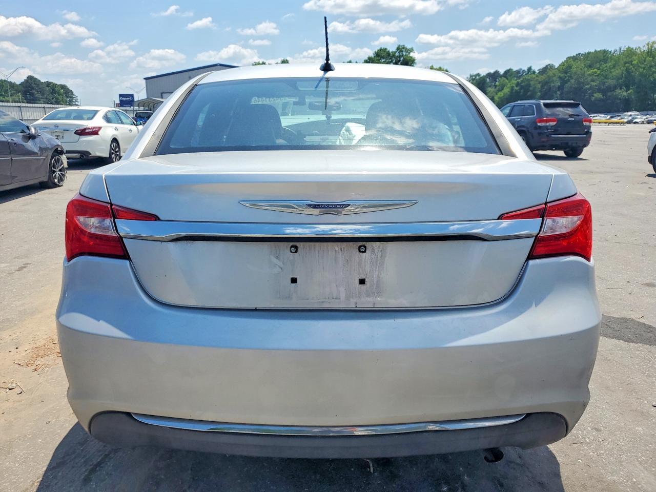 2012 Chrysler 200 Limited - Фото 6