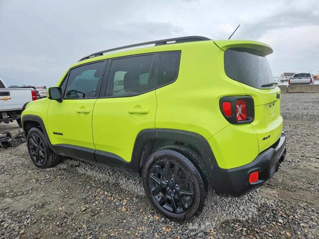 2017 Jeep Renegade Latitude - Image 2
