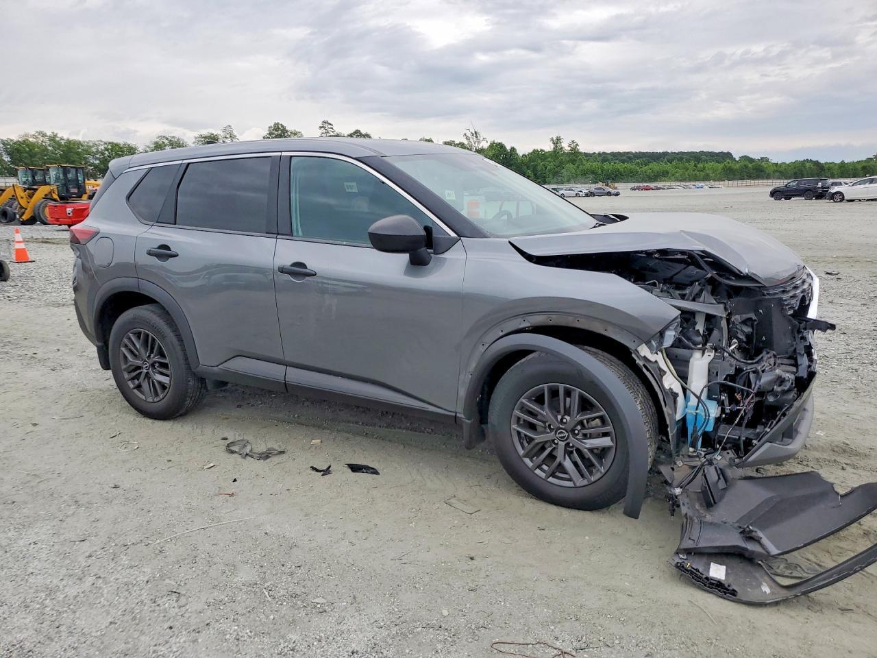 2023 Nissan Rogue S - Фото 4