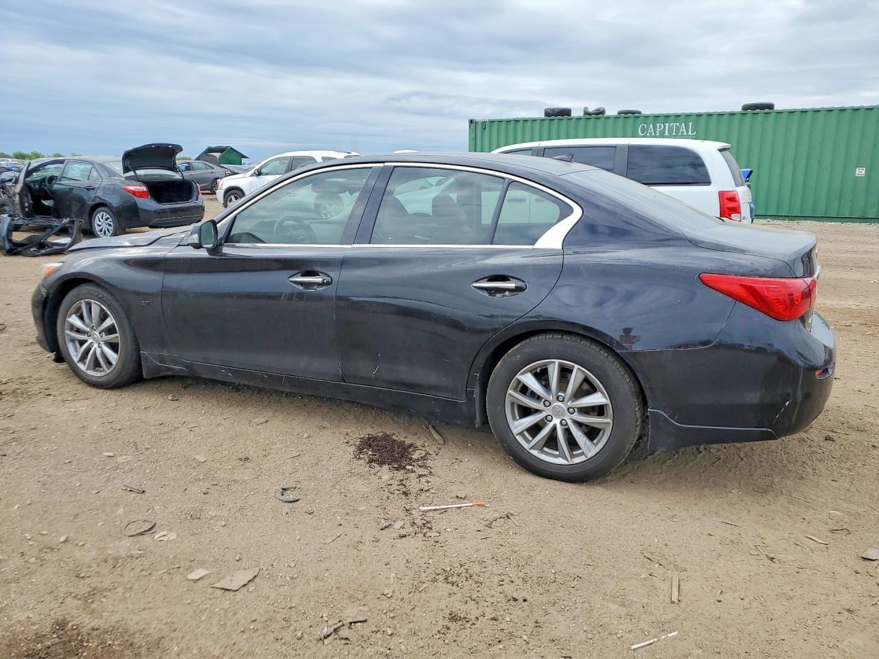 2015 Infiniti Q50 Premium - Image 2