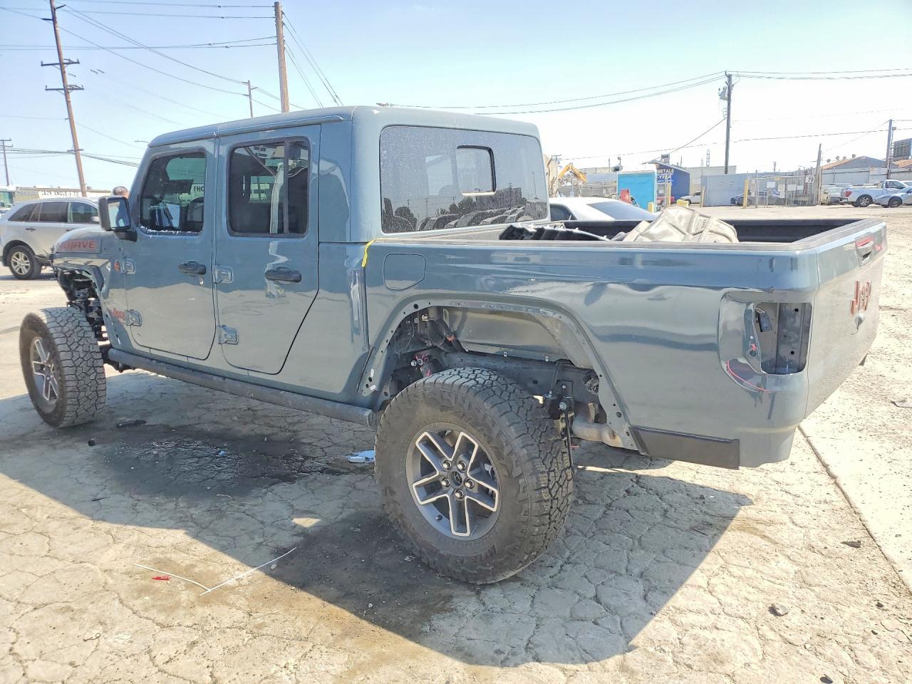 2025 Jeep Gladiator Mojave - Image 2