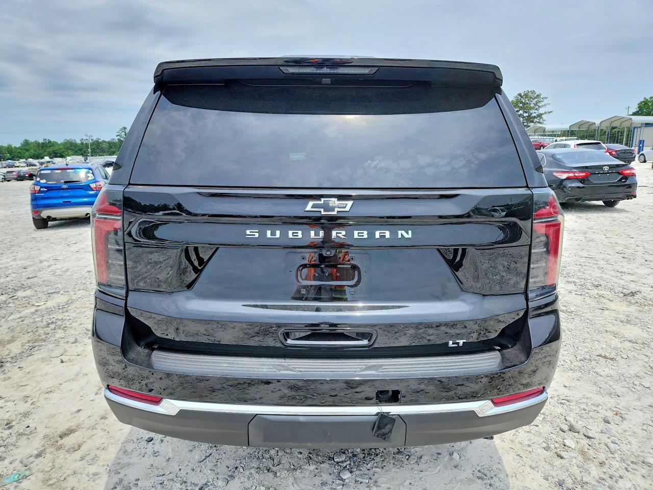 2026 Chevrolet Subrban - Фото 6
