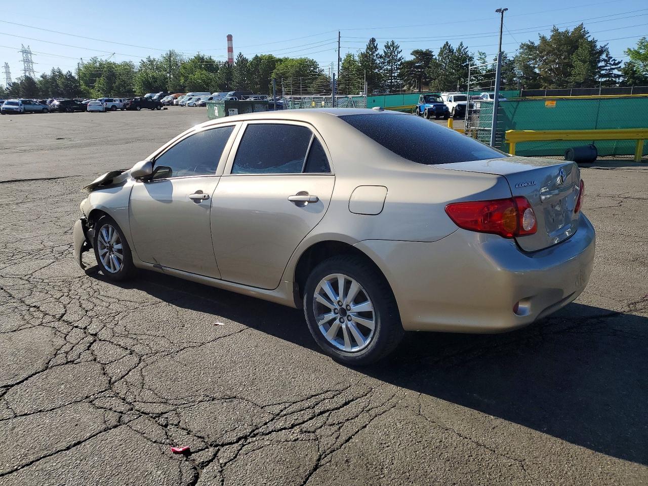 2009 Toyota Corolla Le - Image 2