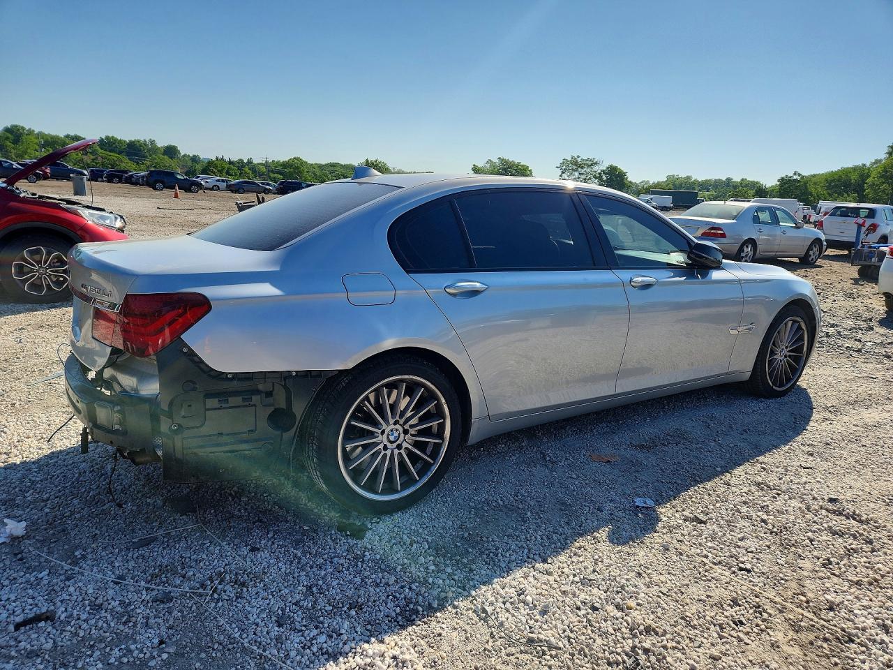 2014 BMW 750 Lxi - Image 3