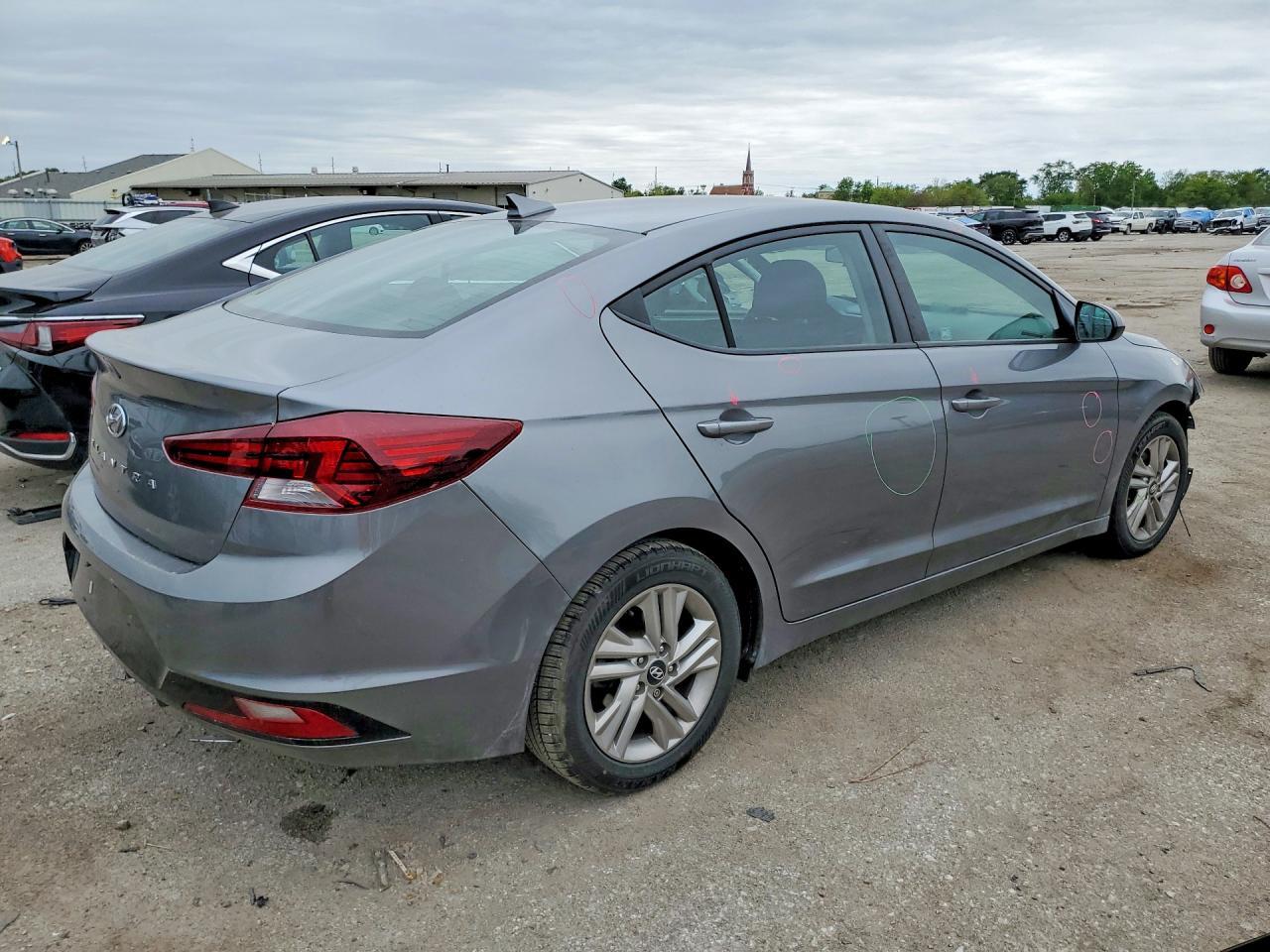 2019 Hyundai Elantra Sel - Фото 3