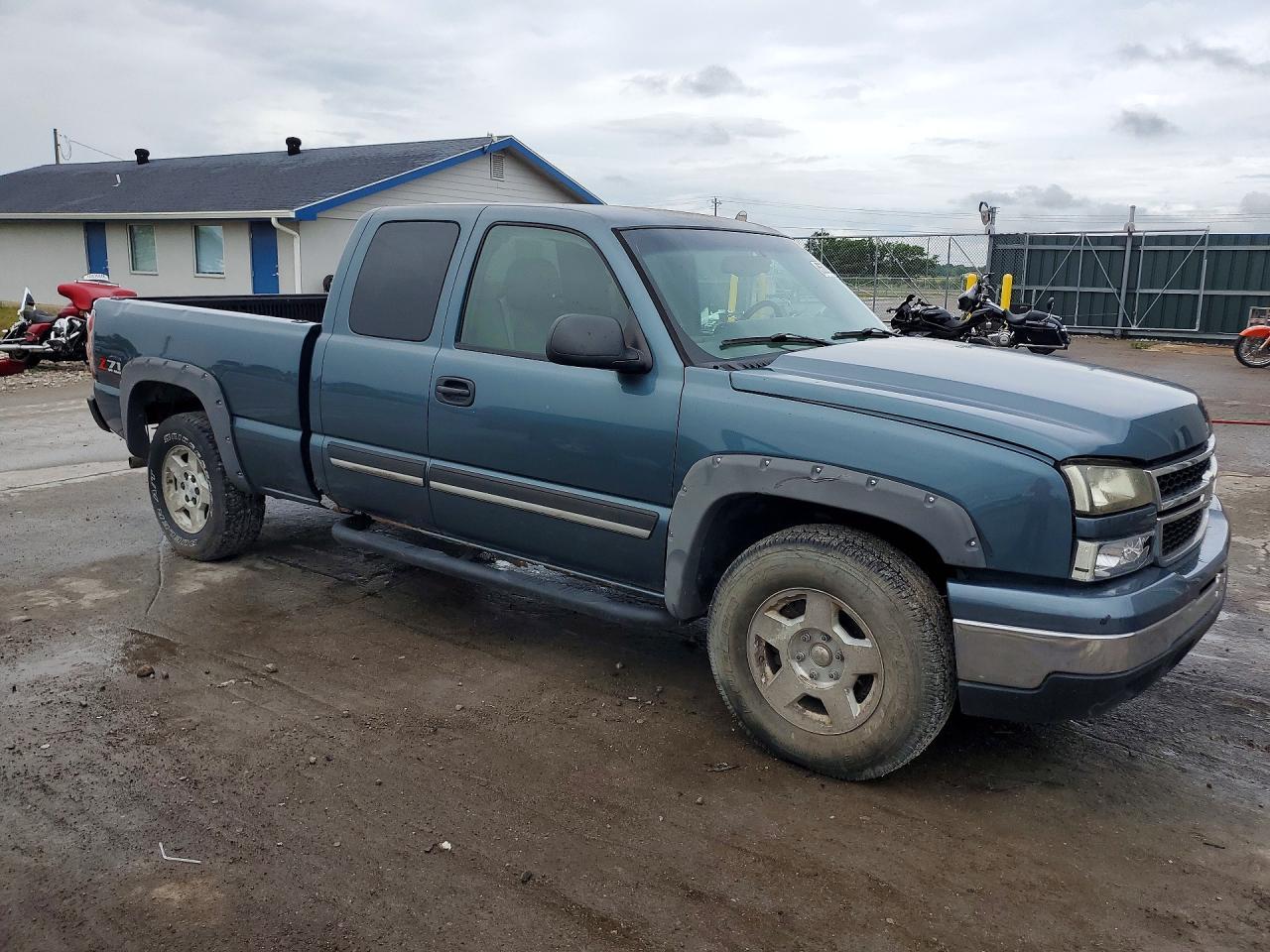 2006 Chevrolet Silverado K1500 - Image 4