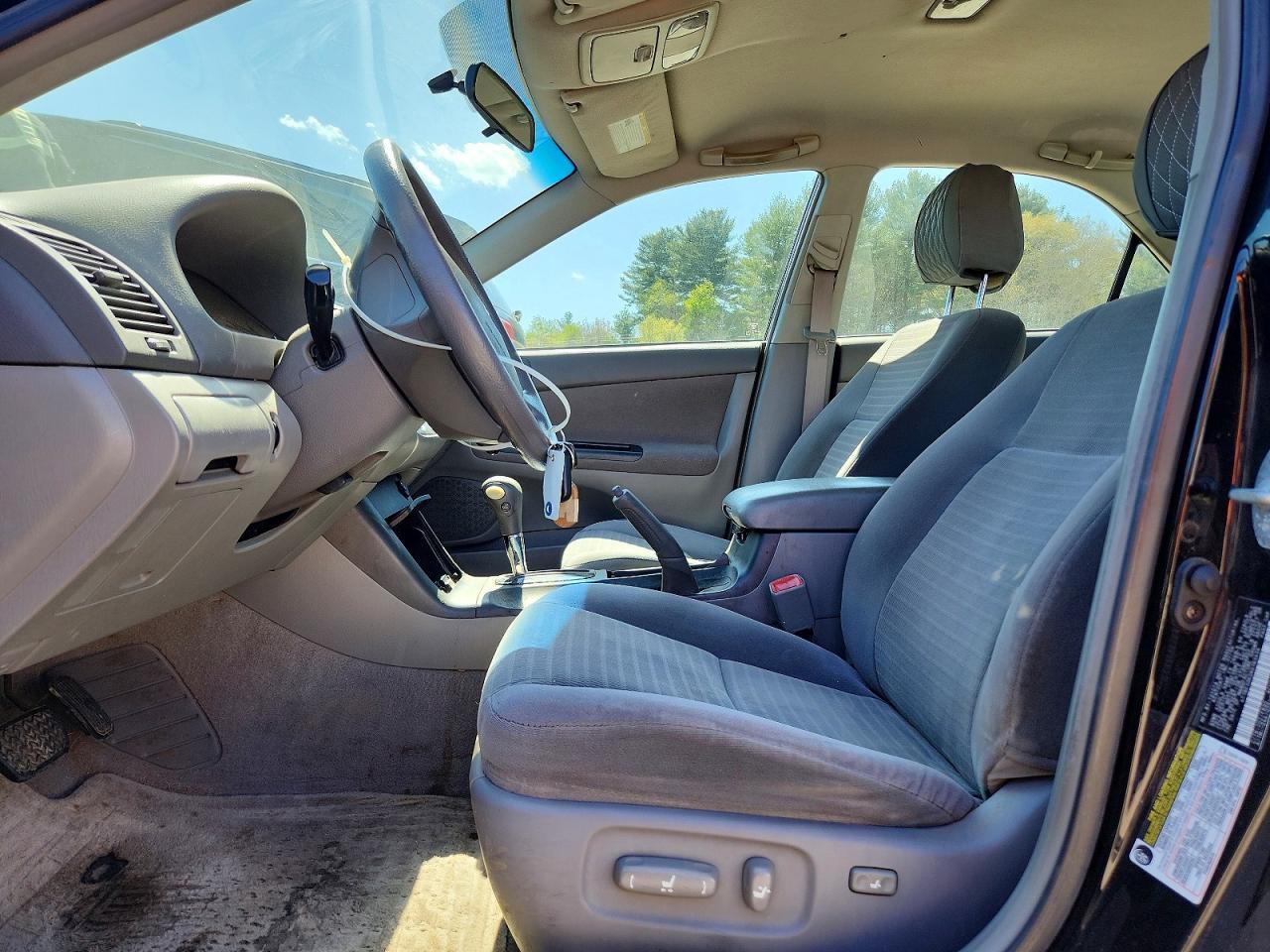 2006 Toyota Camry Le - Image 7