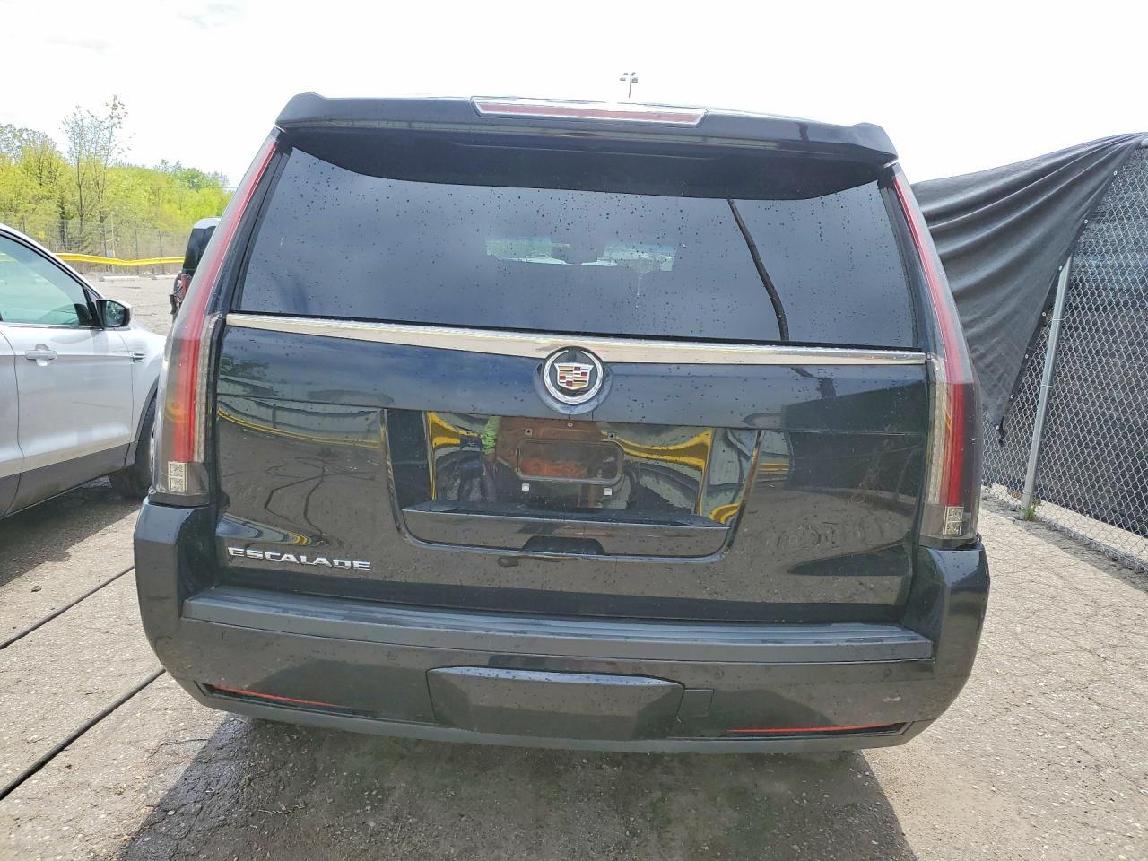 2015 Cadillac Escalade Luxury - Фото 6