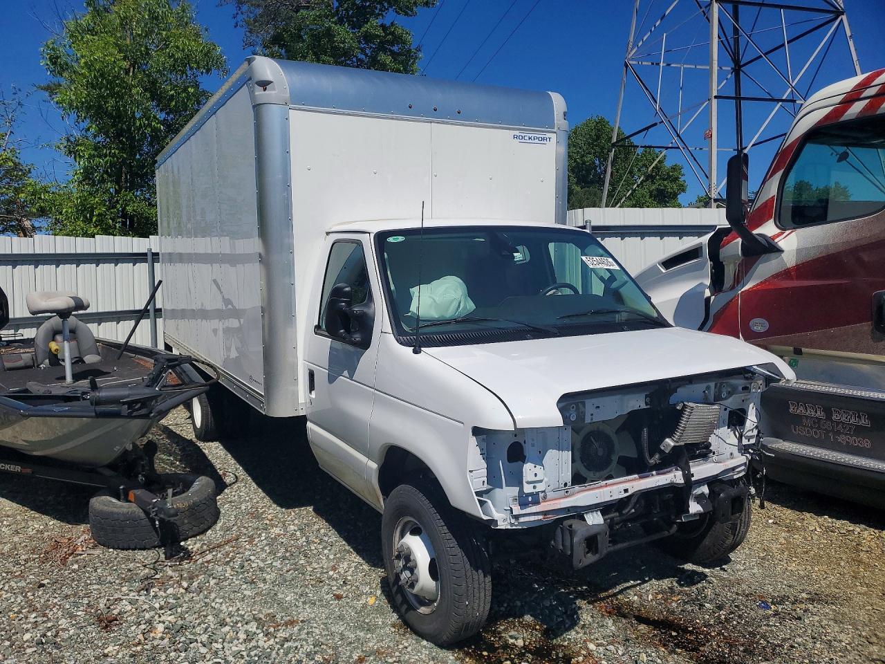 2026 Ford E350 - Box Truck - Фото 4