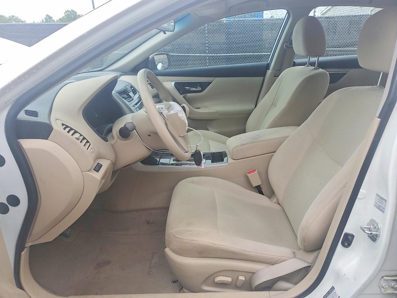 2014 Nissan Altima 2.5 S - Фото 7