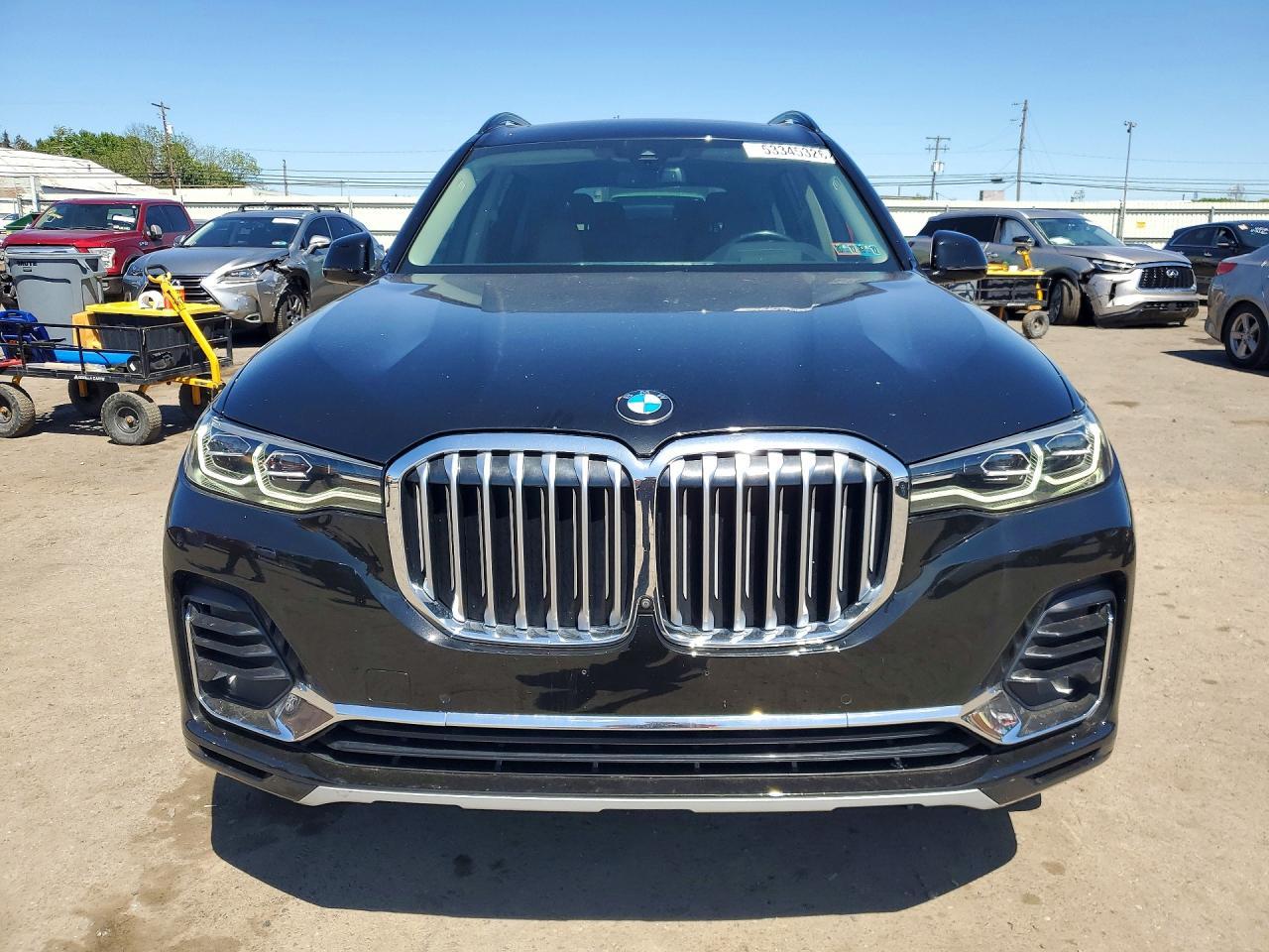 2021 BMW X7 xDrive40I - Фото 5