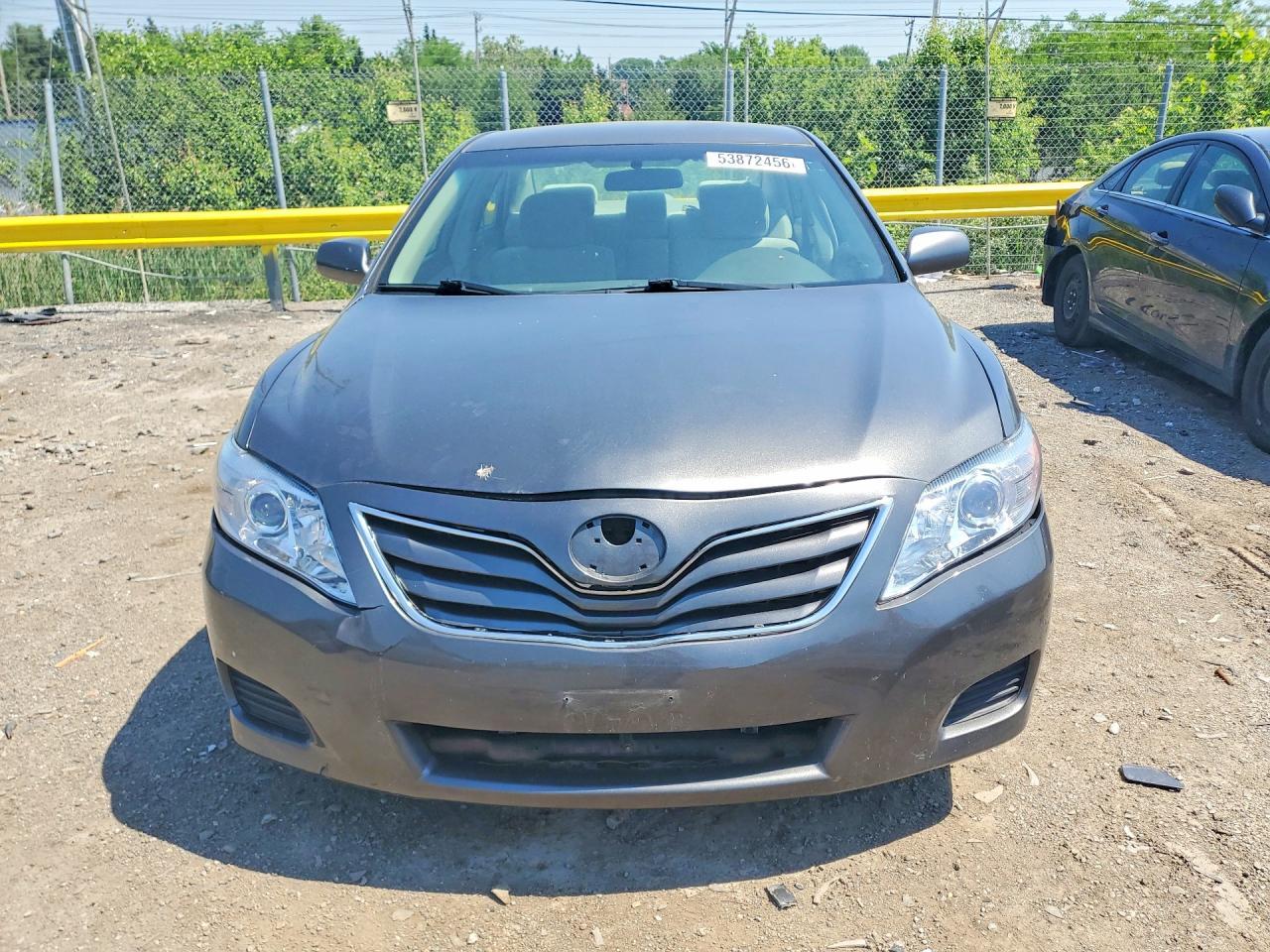 2011 Toyota Camry Le - Image 5