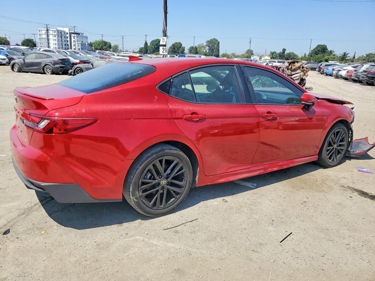 2025 Toyota Camry Se - Фото 3