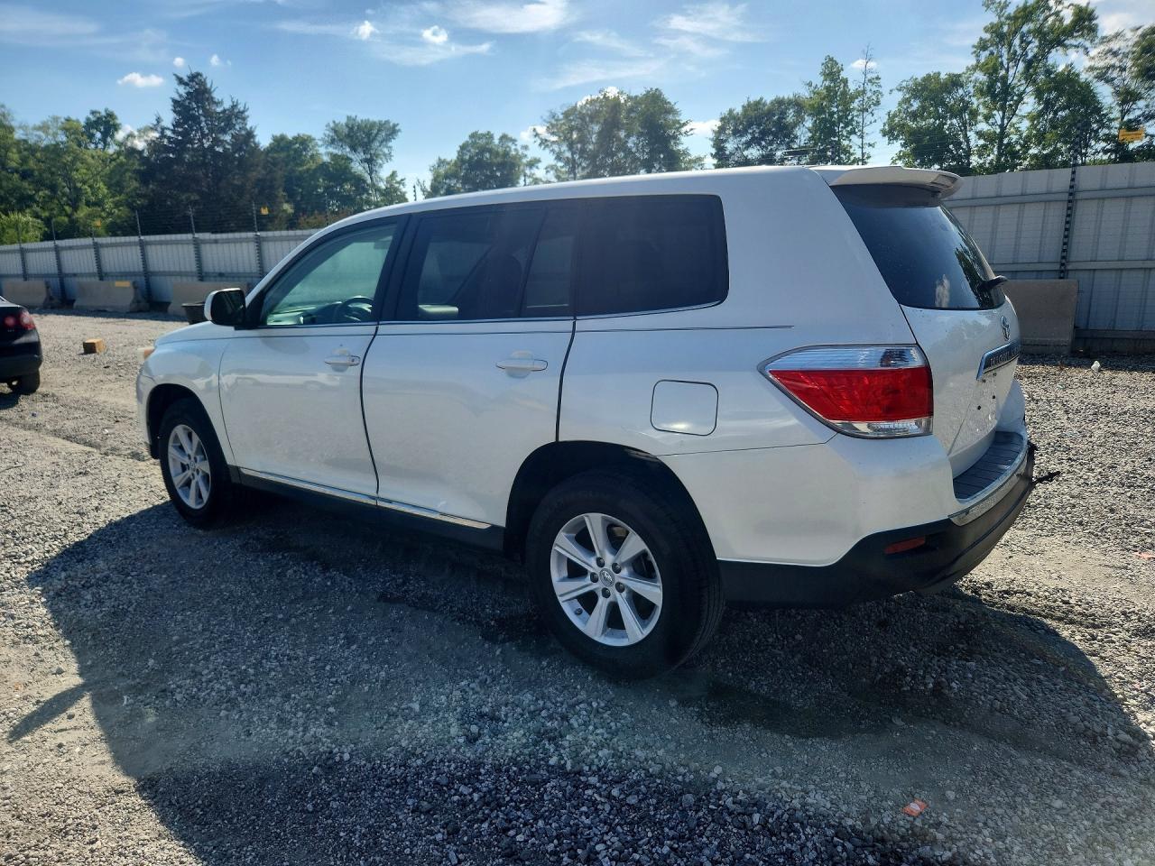 2013 Toyota Highlander Base - Фото 2