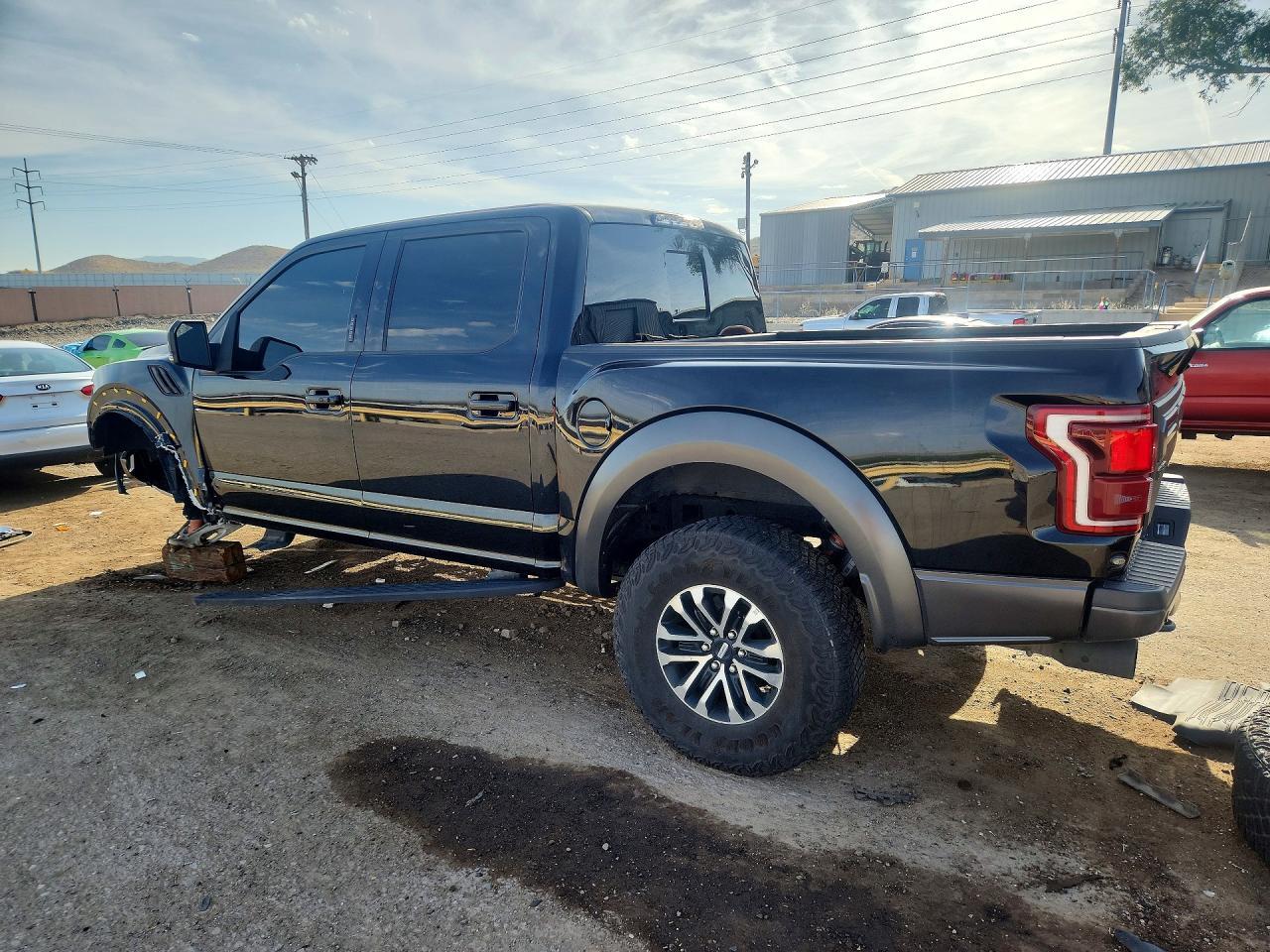 2020 Ford F150 Raptor - Фото 2