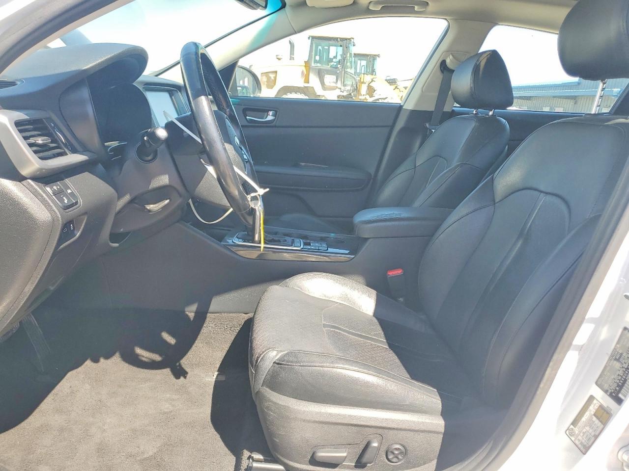 2019 Kia Optima Ex - Image 7