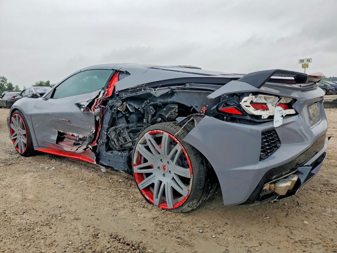 2024 Chevrolet Corvette Stingray 2Lt - Фото 2