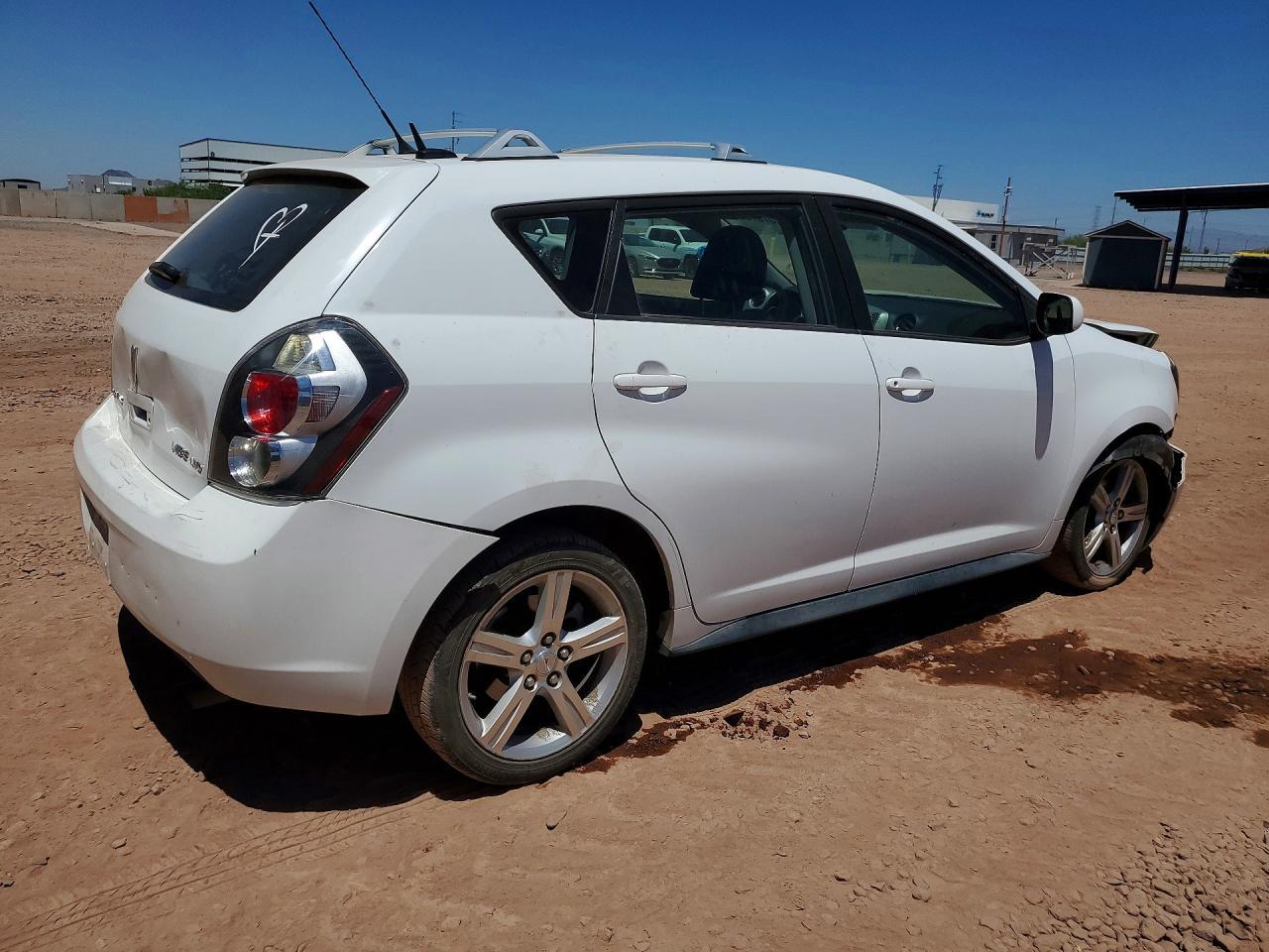2009 Pontiac Vibe - Image 3