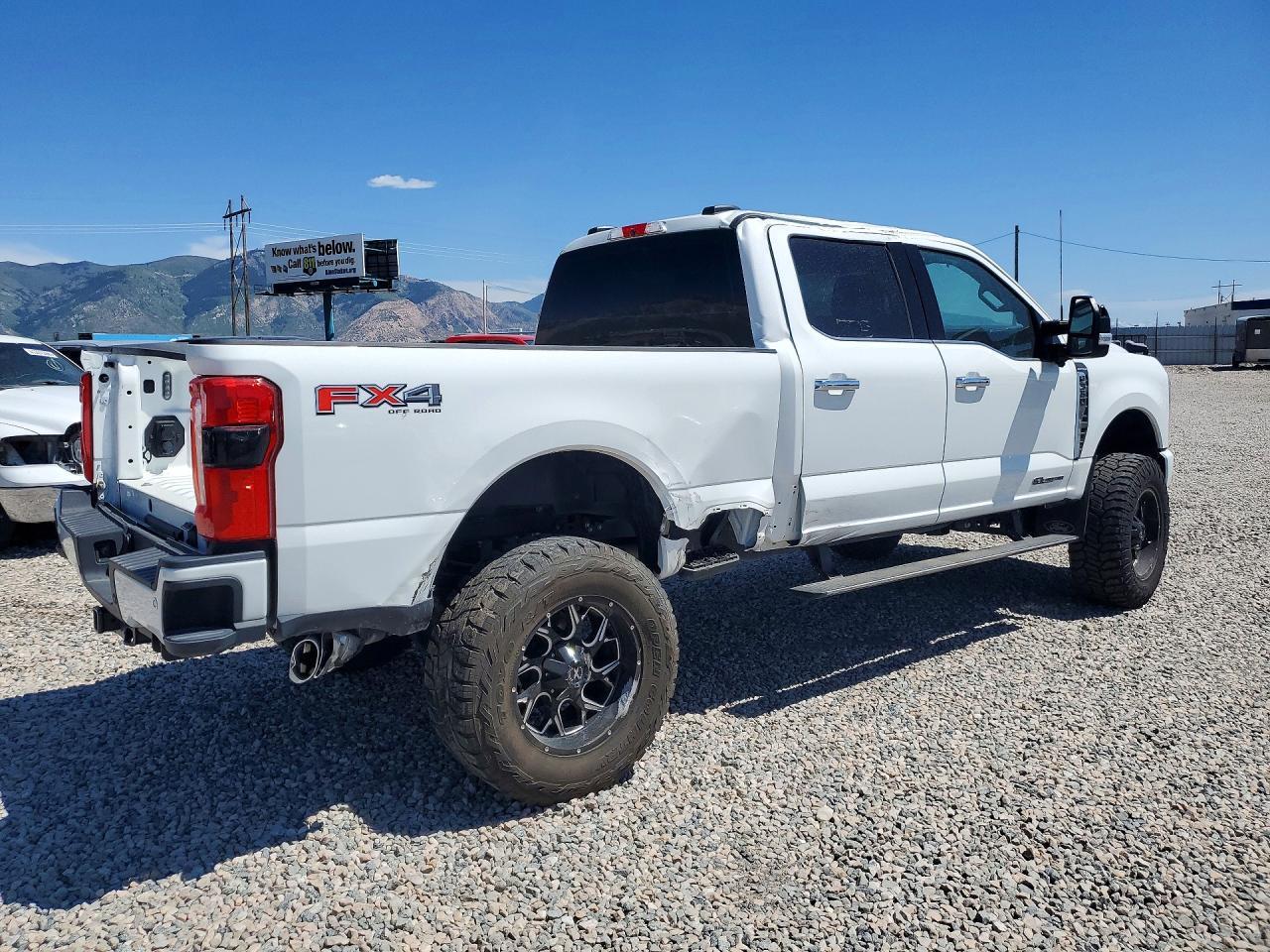 2024 Ford F350 Super Duty - Image 3