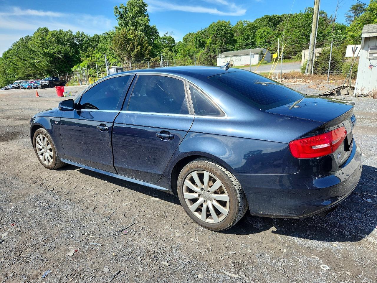 2015 Audi A4 Premium - Image 2