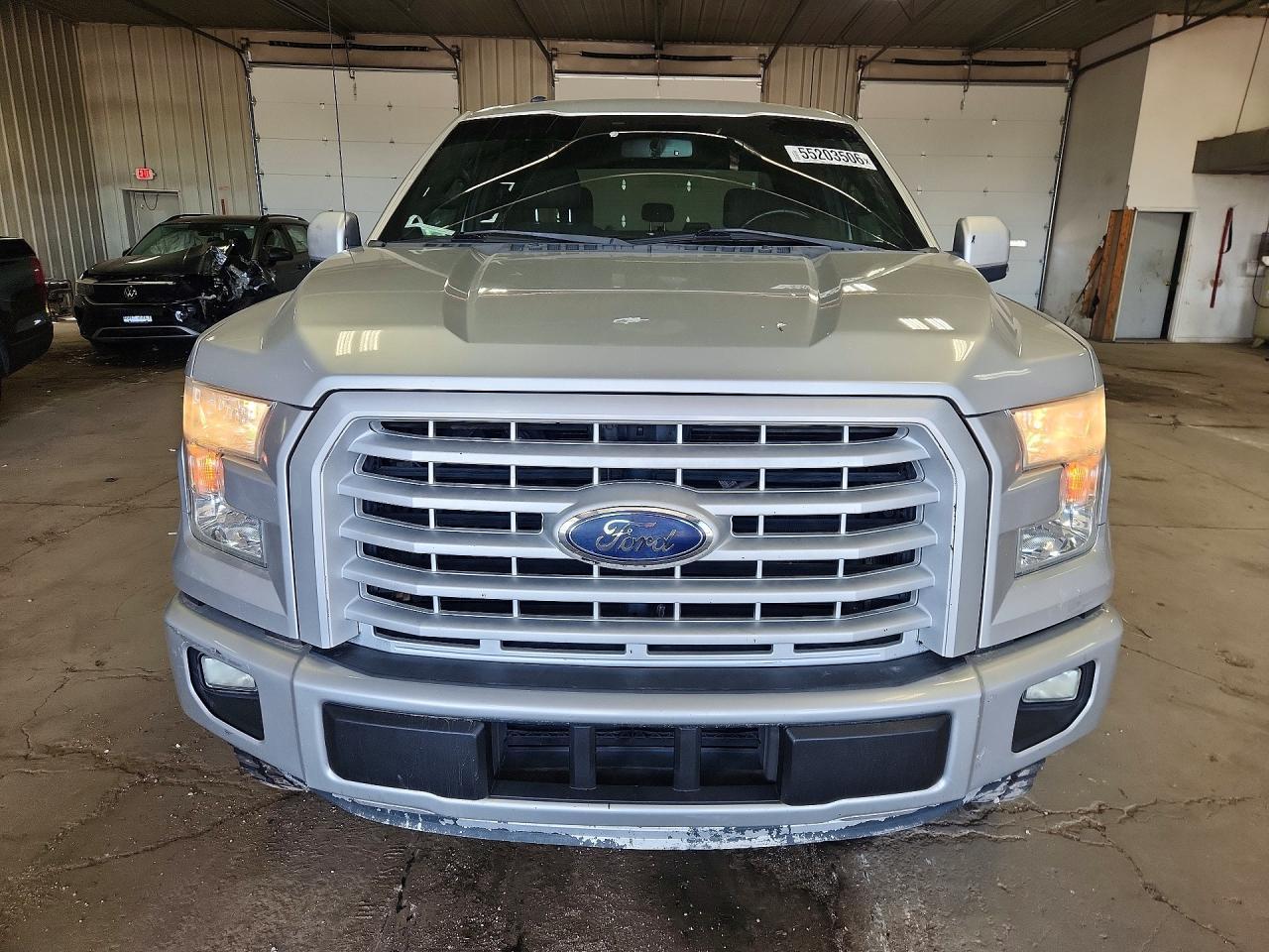 2015 Ford F150 Supercrew - Фото 5
