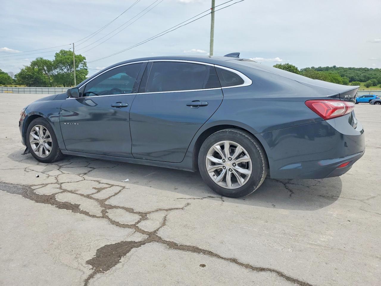 2021 Chevrolet Malibu Lt - Image 2