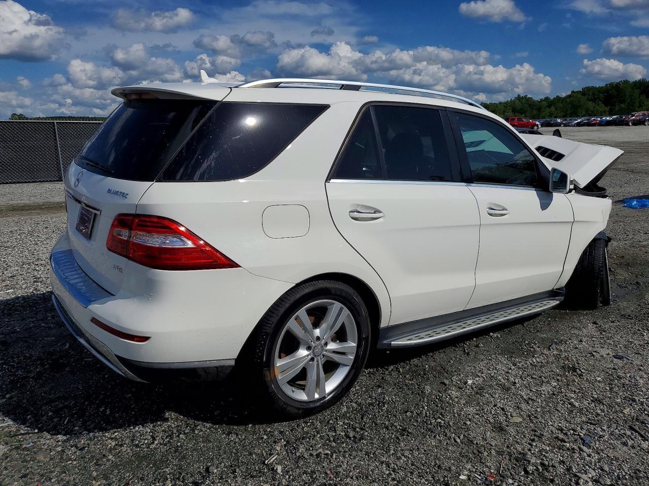 2015 Mercedes-Benz Ml 250 Bluetec - Фото 3