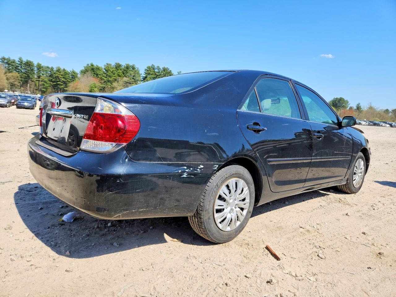 2006 Toyota Camry Le - Image 3