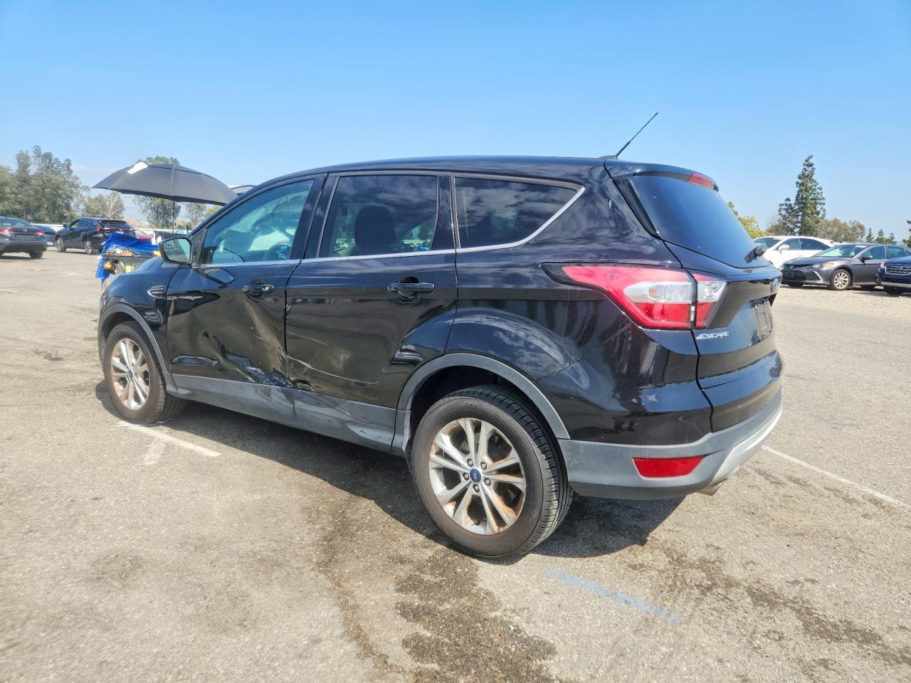 2017 Ford Escape Se - Фото 2