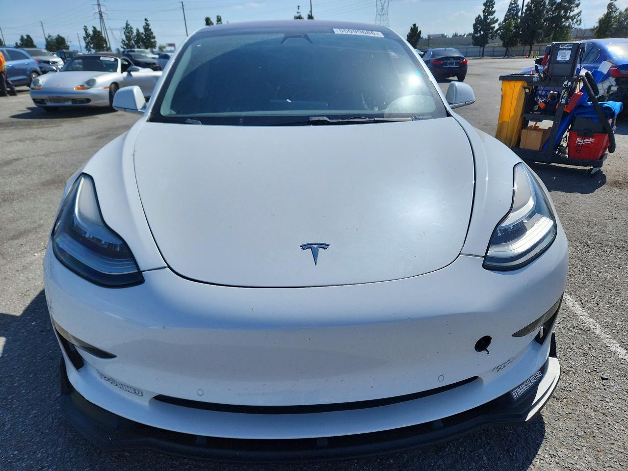 2018 Tesla Model 3 - Фото 5