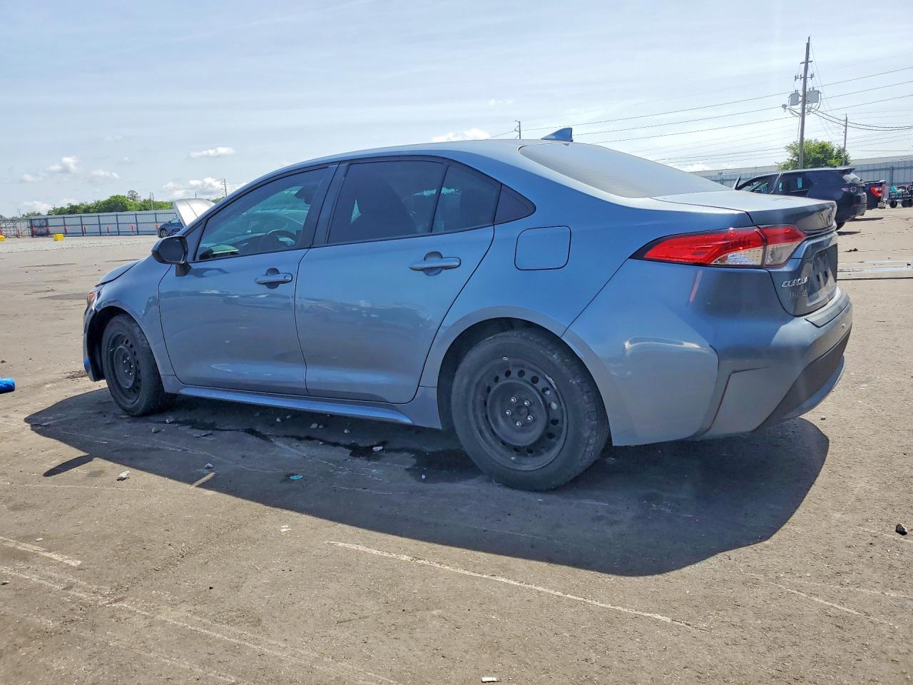 2021 Toyota Corolla Le - Image 2