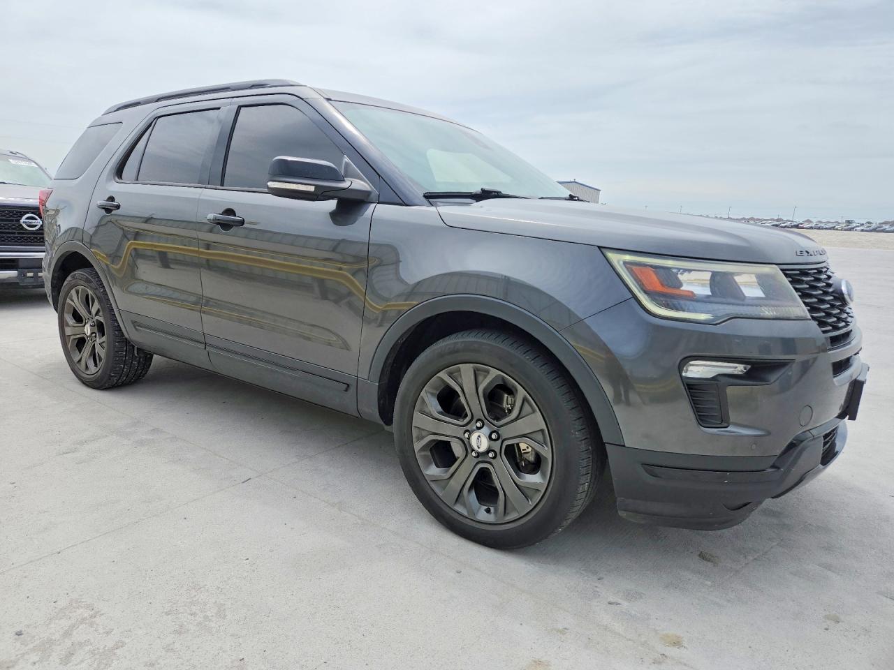 2018 Ford Explorer Sport - Image 4