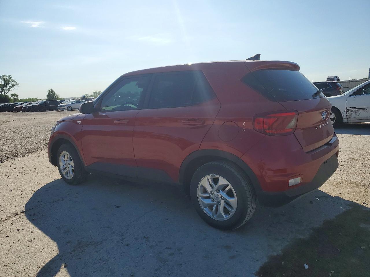 2021 Hyundai Venue Se - Фото 2