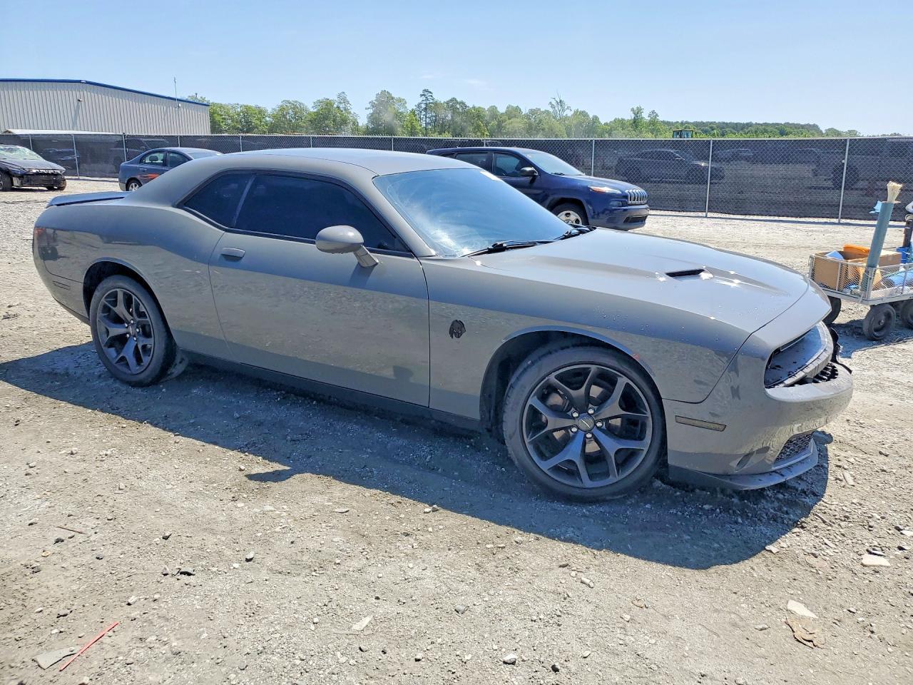2023 Dodge Challenger Sxt - Фото 4
