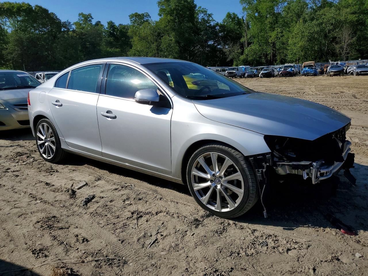 2016 Volvo S60 Platinum - Фото 4