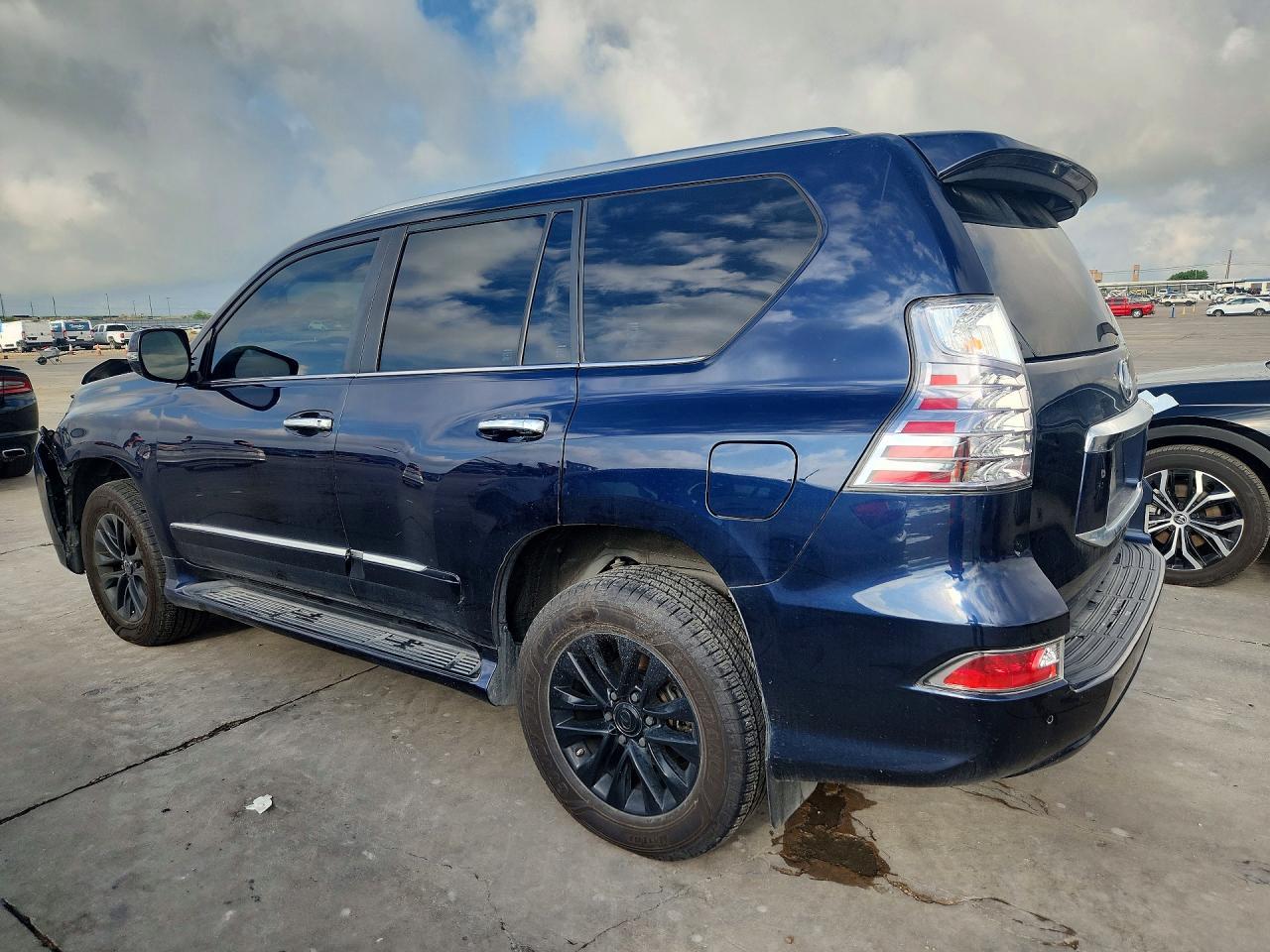 2017 Lexus Gx 460 - Фото 2